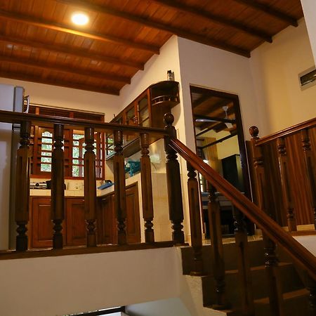 Ravi Villa Hikkaduwa Esterno foto
